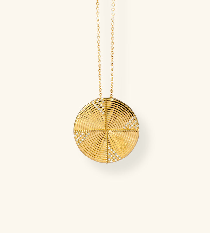 Acalata Necklace